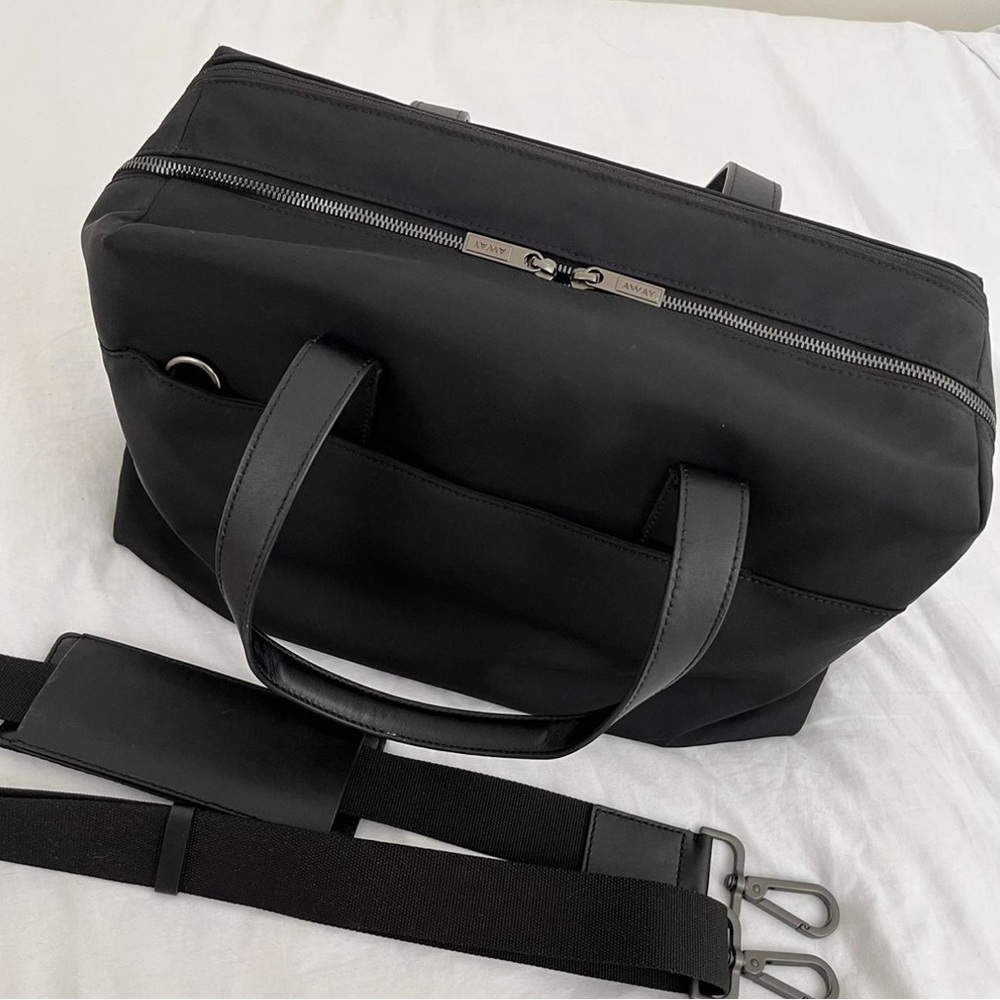 Away The Everywhere Bag in Black Nylon